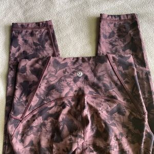 Lululemon Dusk Floral Antique Bark Black leggings